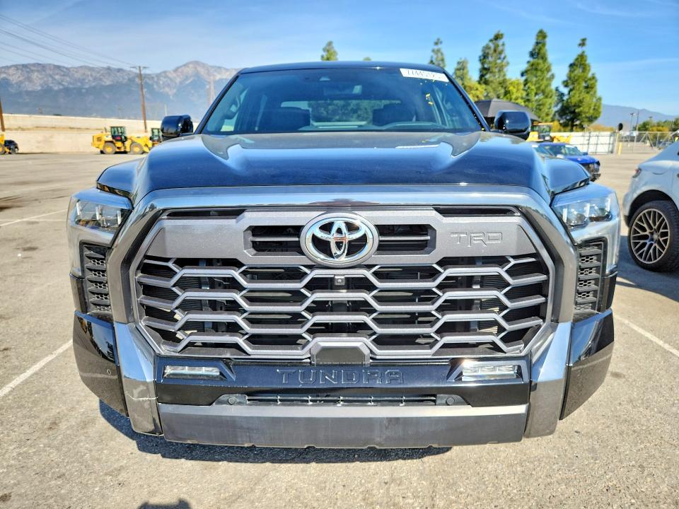 2025 Toyota Tundra Crewmax Platinum