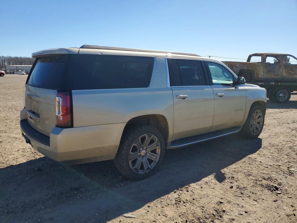 2017 GMC Yukon xl K1500 slt