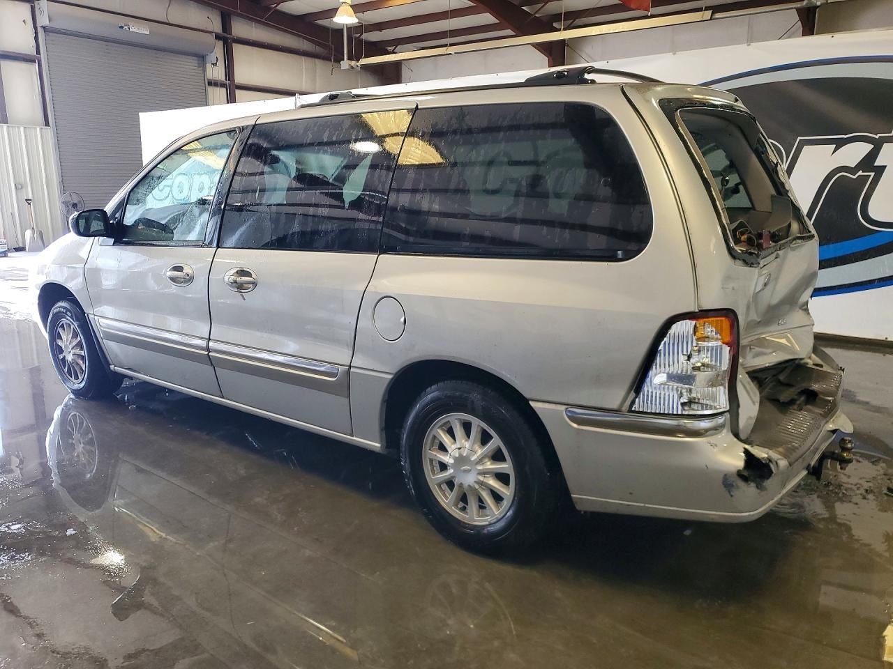 2000 Ford Windstar se