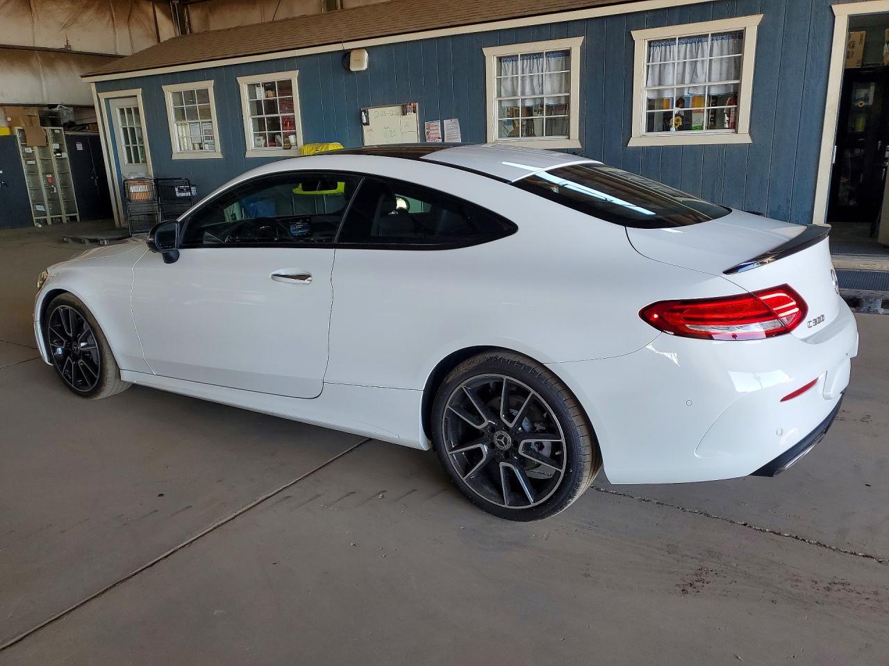 2022 Mercedes-Benz C300