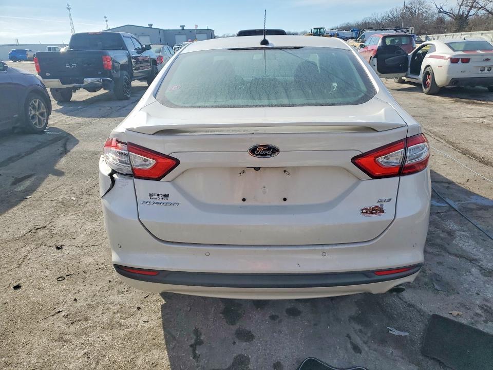 2016 Ford Fusion se