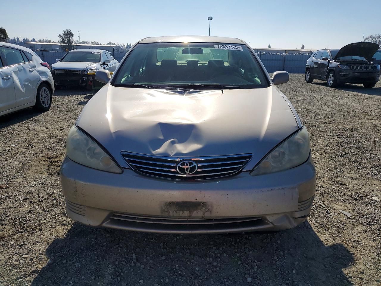 2005 Toyota Camry le