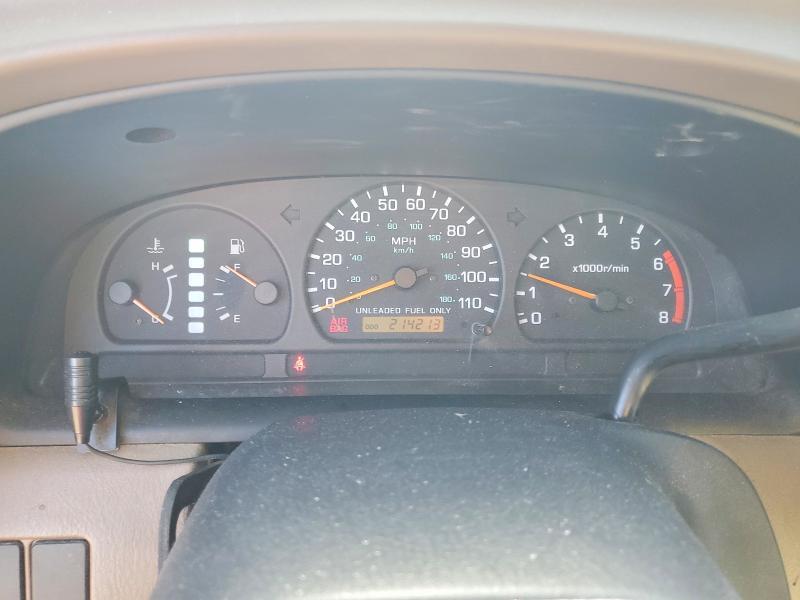 1998 Nissan Frontier King cab xe