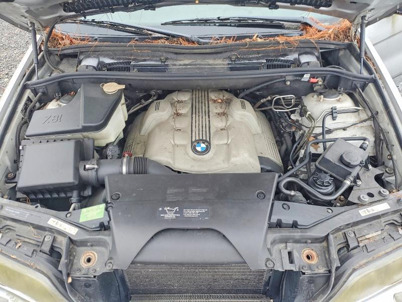 2004 BMW X5 4.4i