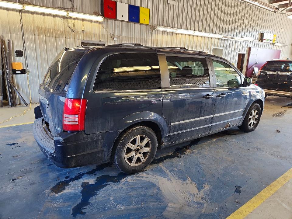 2009 Chrysler Town & Country Touring