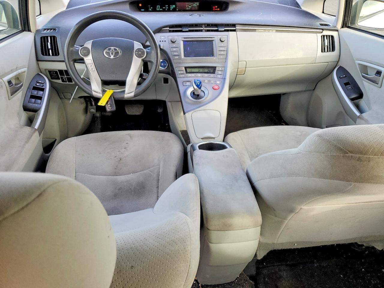 2014 Toyota Prius two