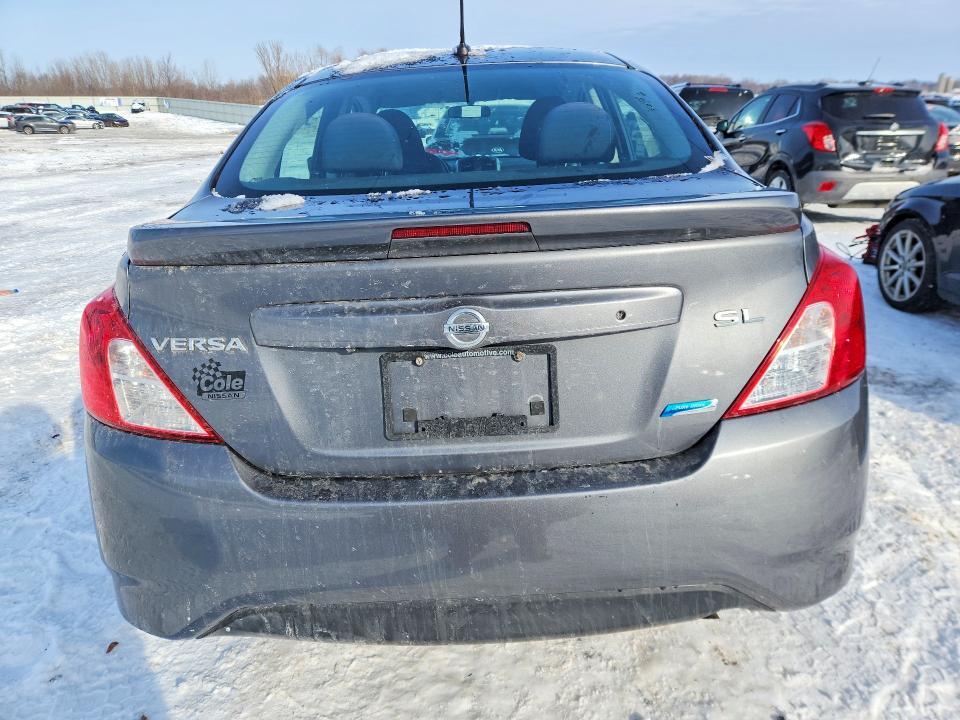 2016 Nissan Versa s