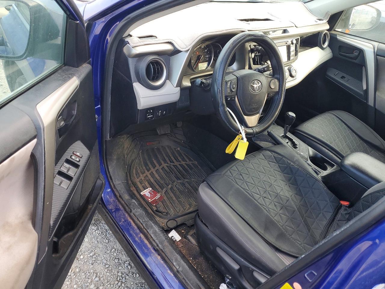 2015 Toyota Rav4 le