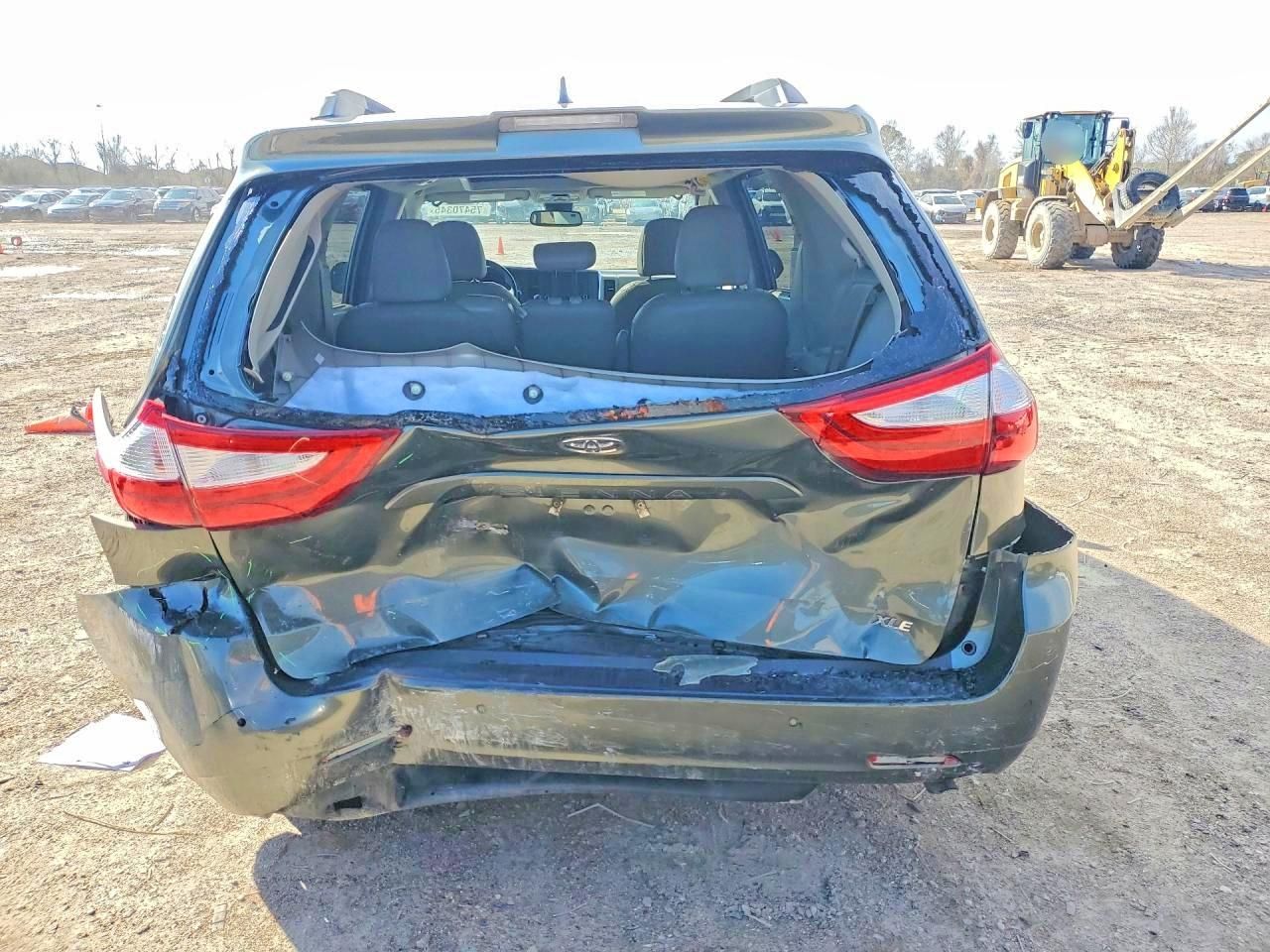 2018 Toyota Sienna xle