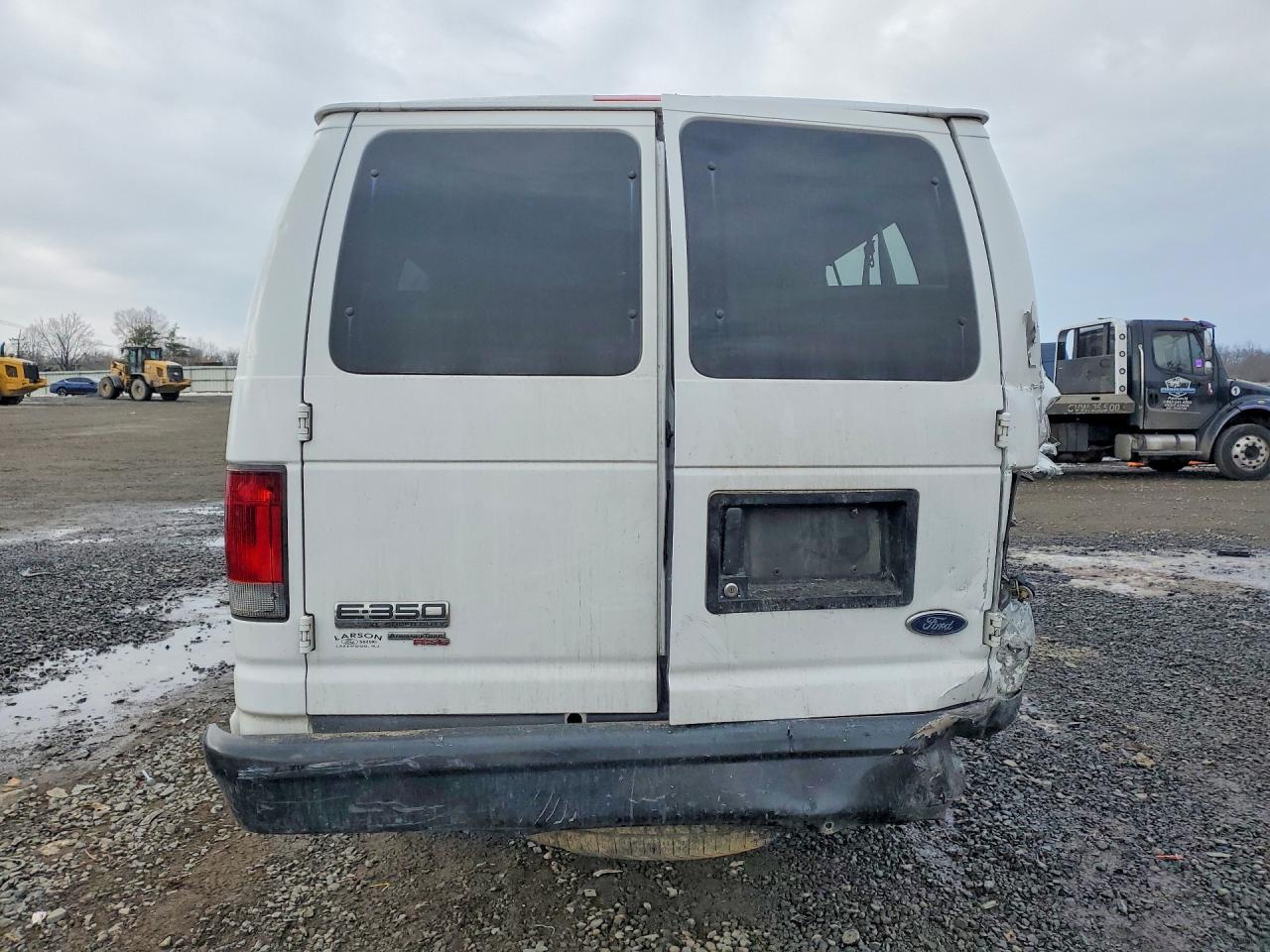 2006 Ford Econoline E350 Super Duty Wagon
