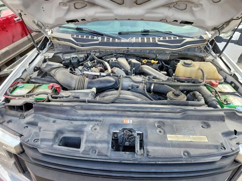 2019 Ford F550 Super Duty Flatbed Truck