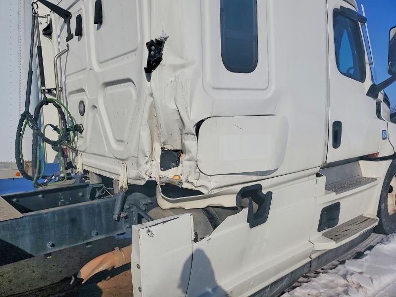 2023 Freightliner Cascadia 126 Semi Truck