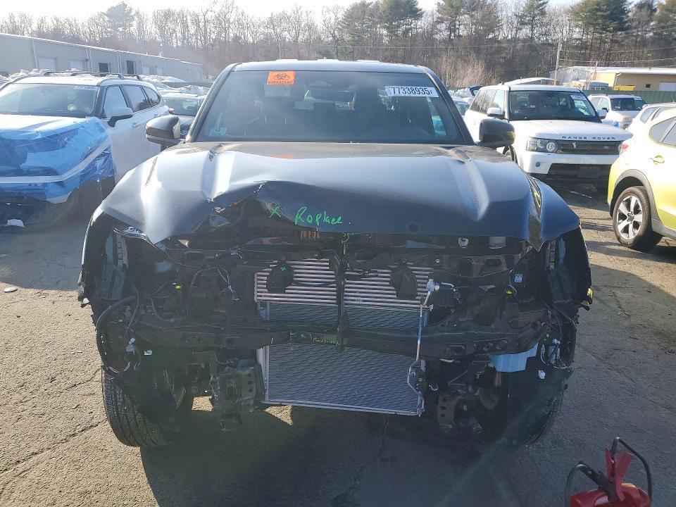 2025 Toyota Tacoma Base