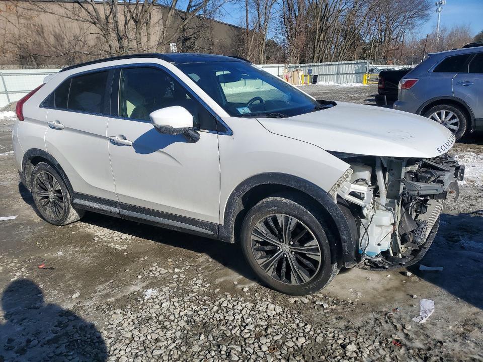 2020 Mitsubishi Eclipse Cross se