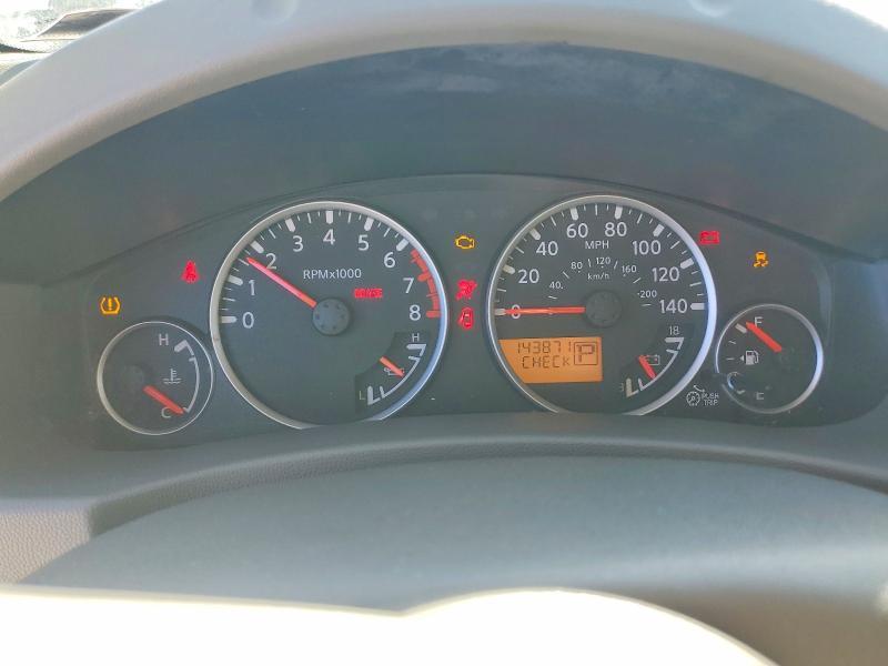 2012 Nissan Frontier s