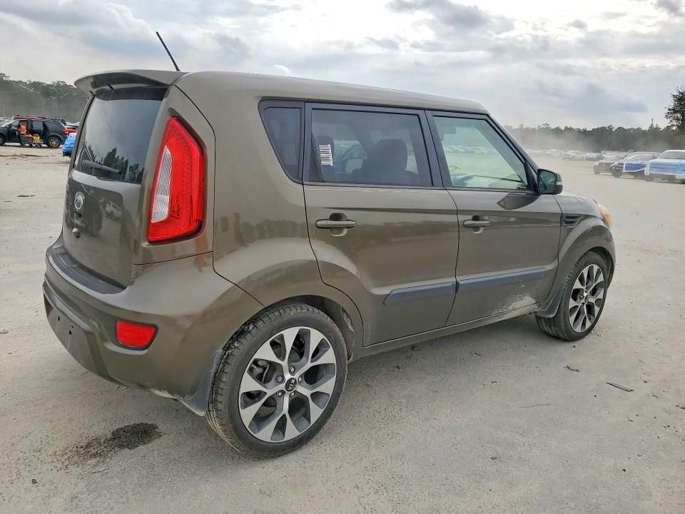 2012 KIA Soul +