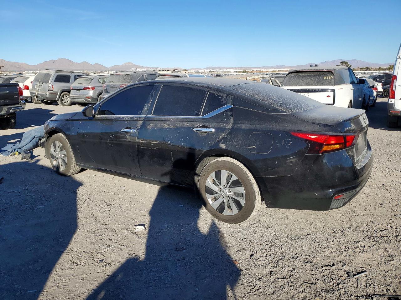 2023 Nissan Altima s