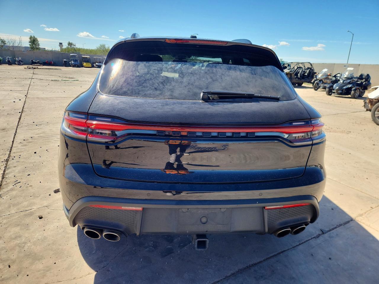 2022 Porsche Macan s
