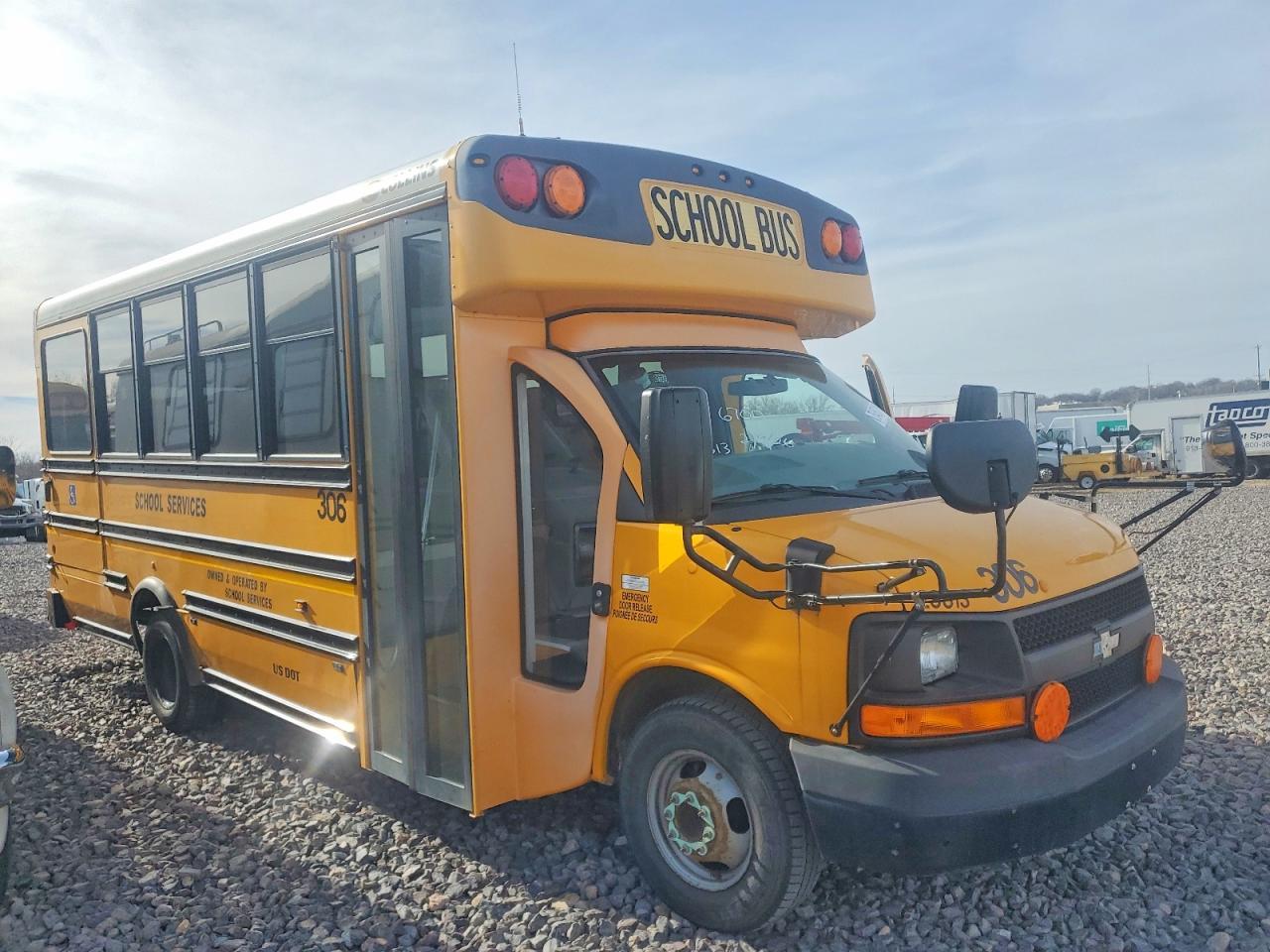 2014 Chevrolet 2014 Collins Bantam G4500-School Bus