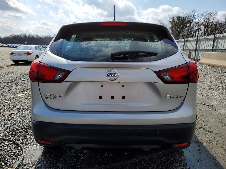 2017 Nissan Rogue Sport sl
