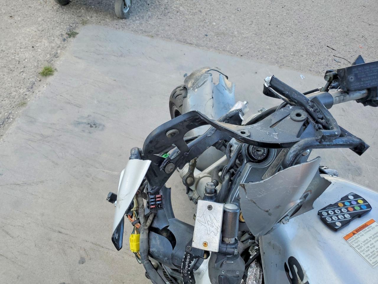 2002 Suzuki GSX1300 R