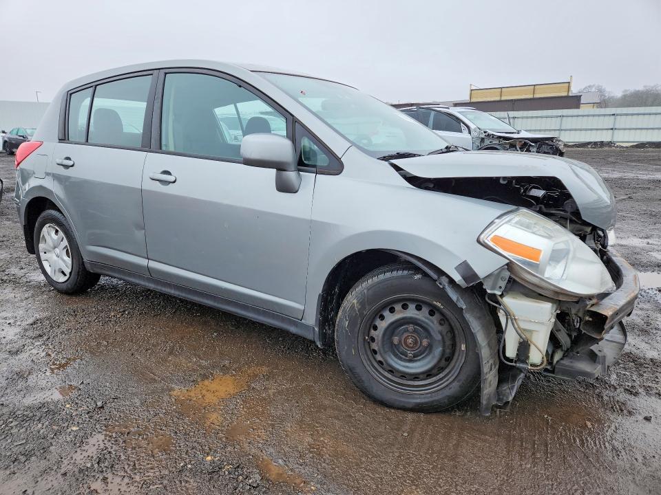2012 Nissan Versa s