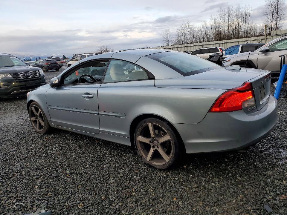 2011 Volvo C70 T5