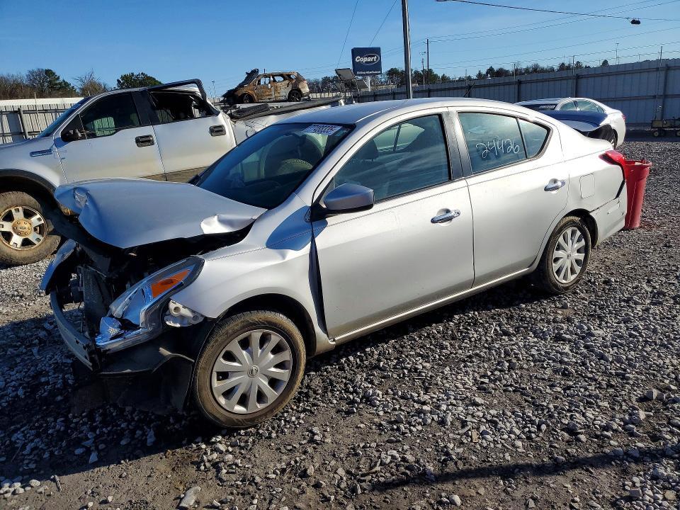 2018 Niss Versa