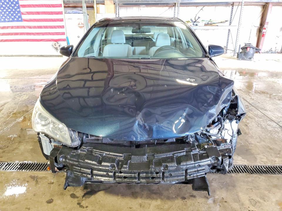 2015 Toyota Camry Hybrid