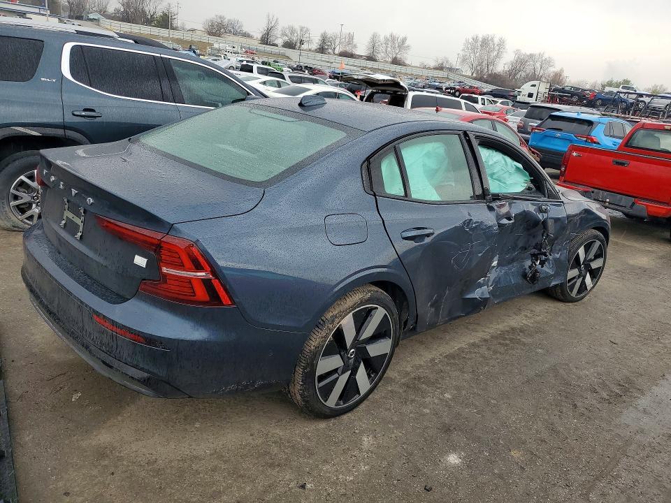 2024 Volvo S60 Ultimate