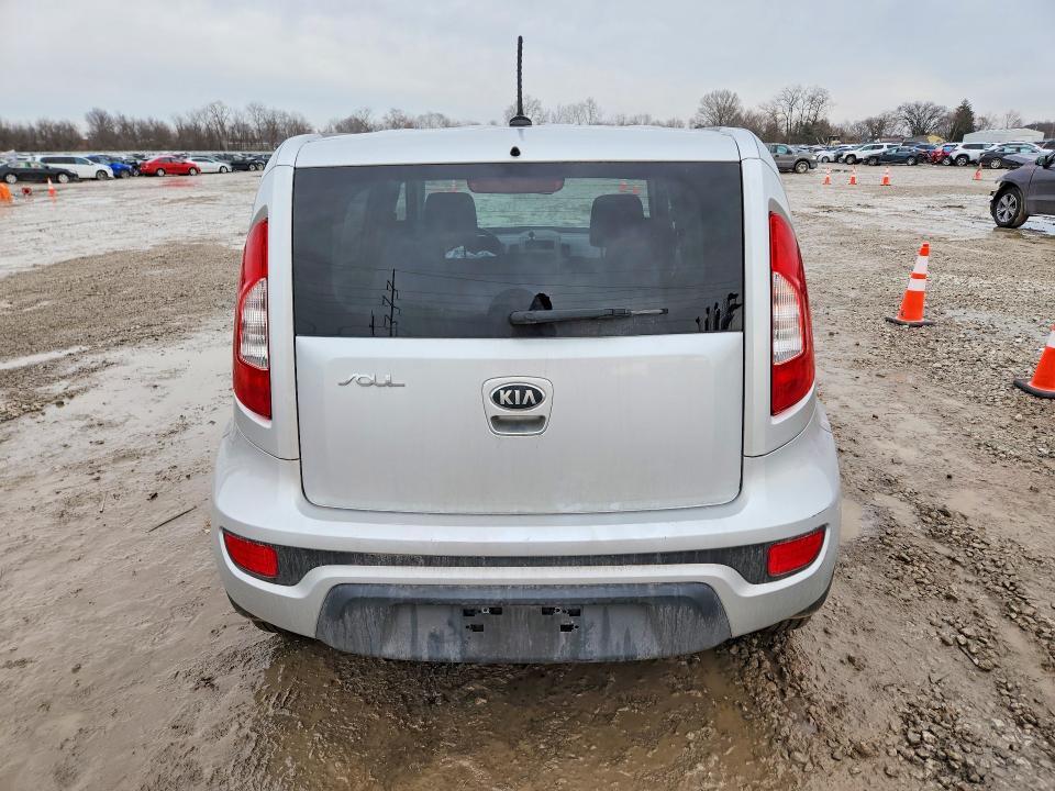 2013 KIA Soul Base