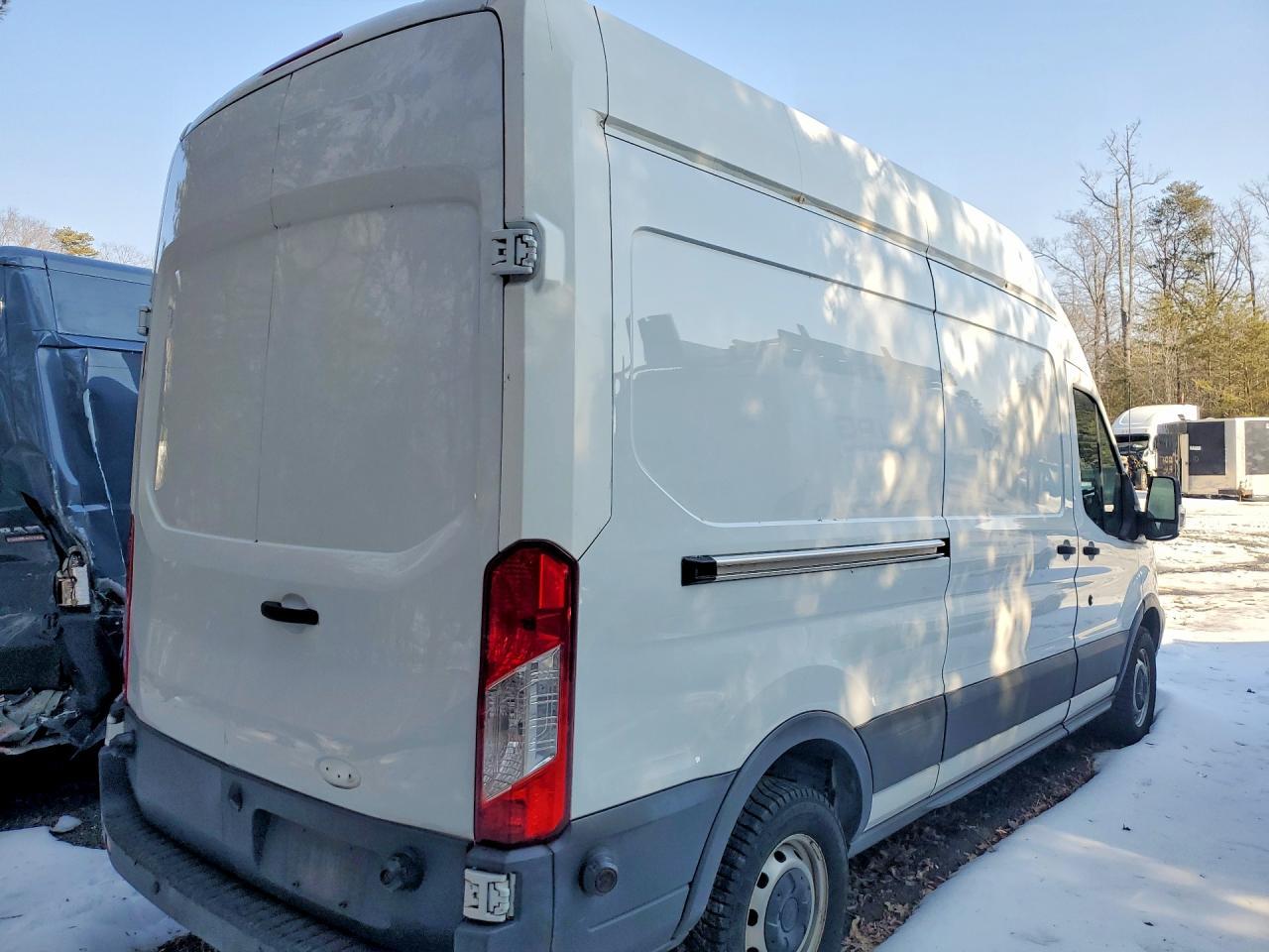 2017 Ford Transit 250 Delivery Van