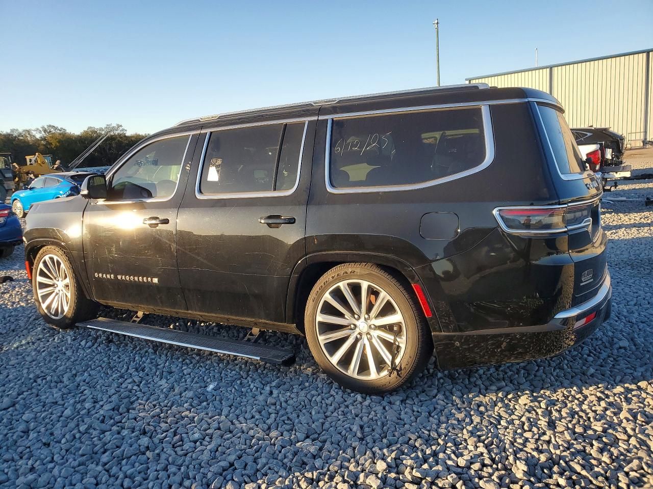 2022 Jeep Grand Wagoneer Series ii