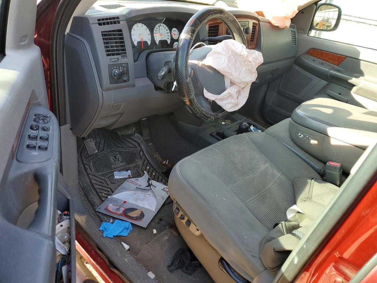 2006 Dodge RAM 2500 ST