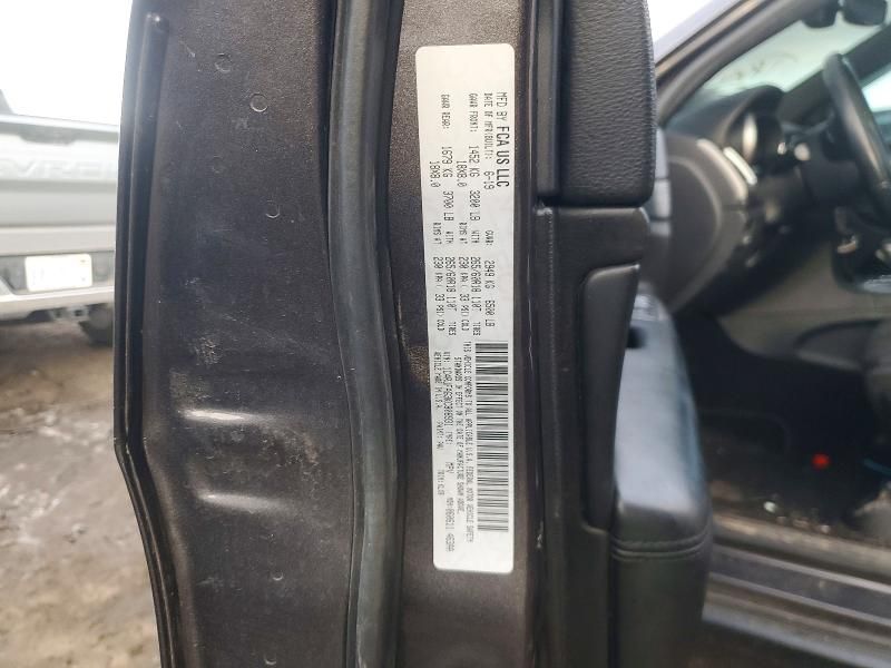 2019 Jeep Grand Cherokee Laredo