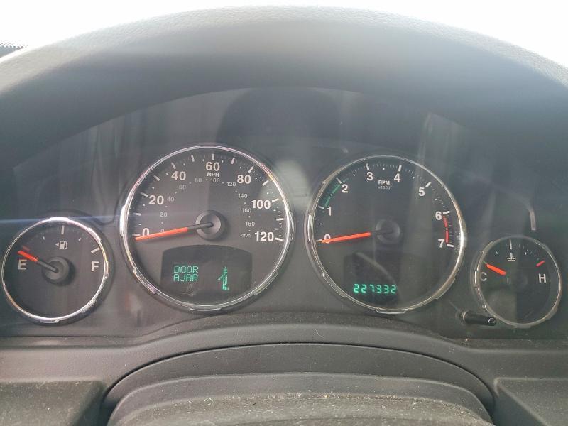 2012 Jeep Liberty jet