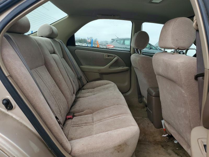 1999 Toyota Camry le