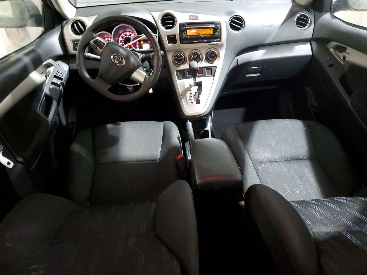 2013 Toyota Matrix l