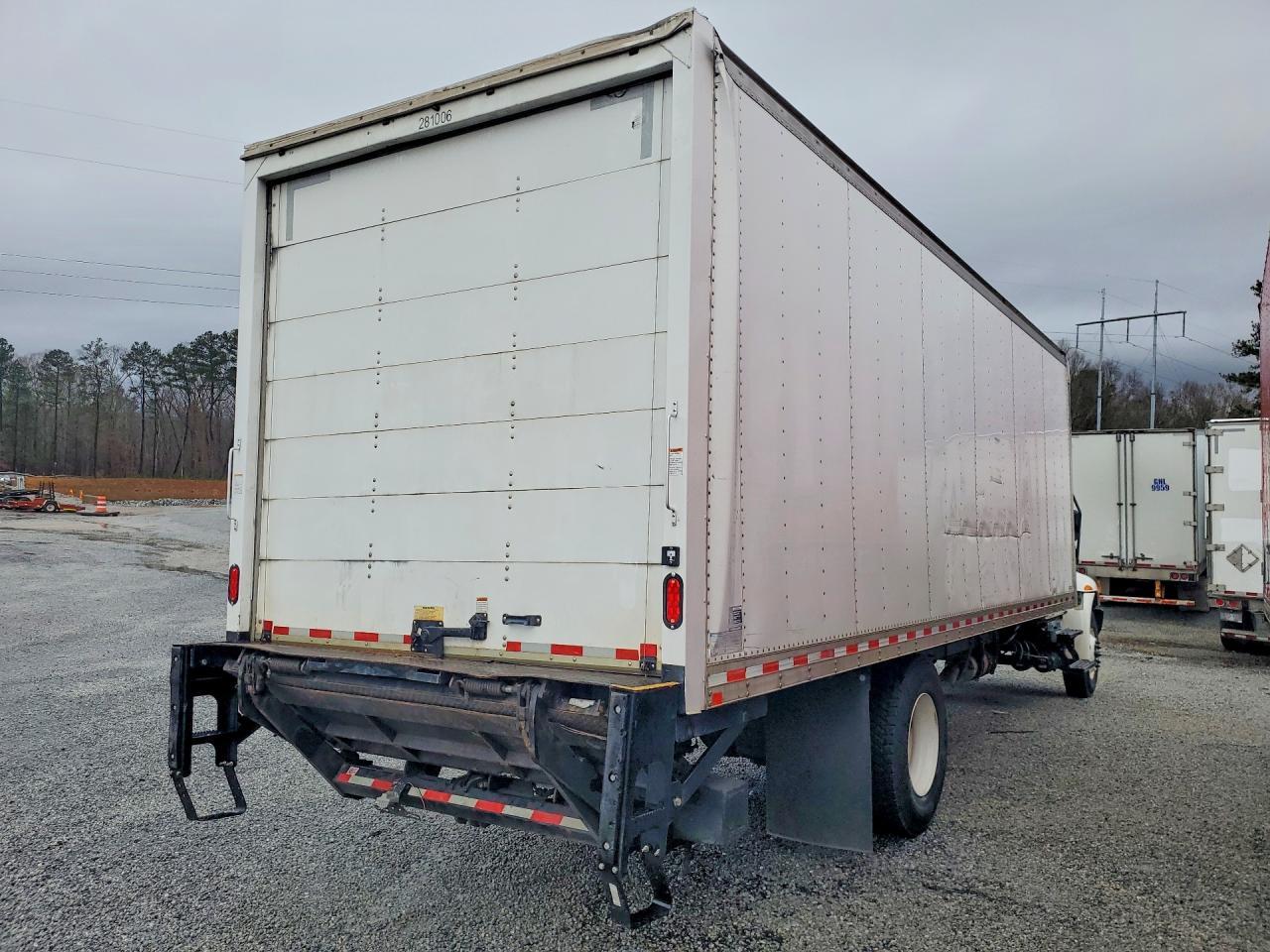 2019 International MV607 BOX Truck