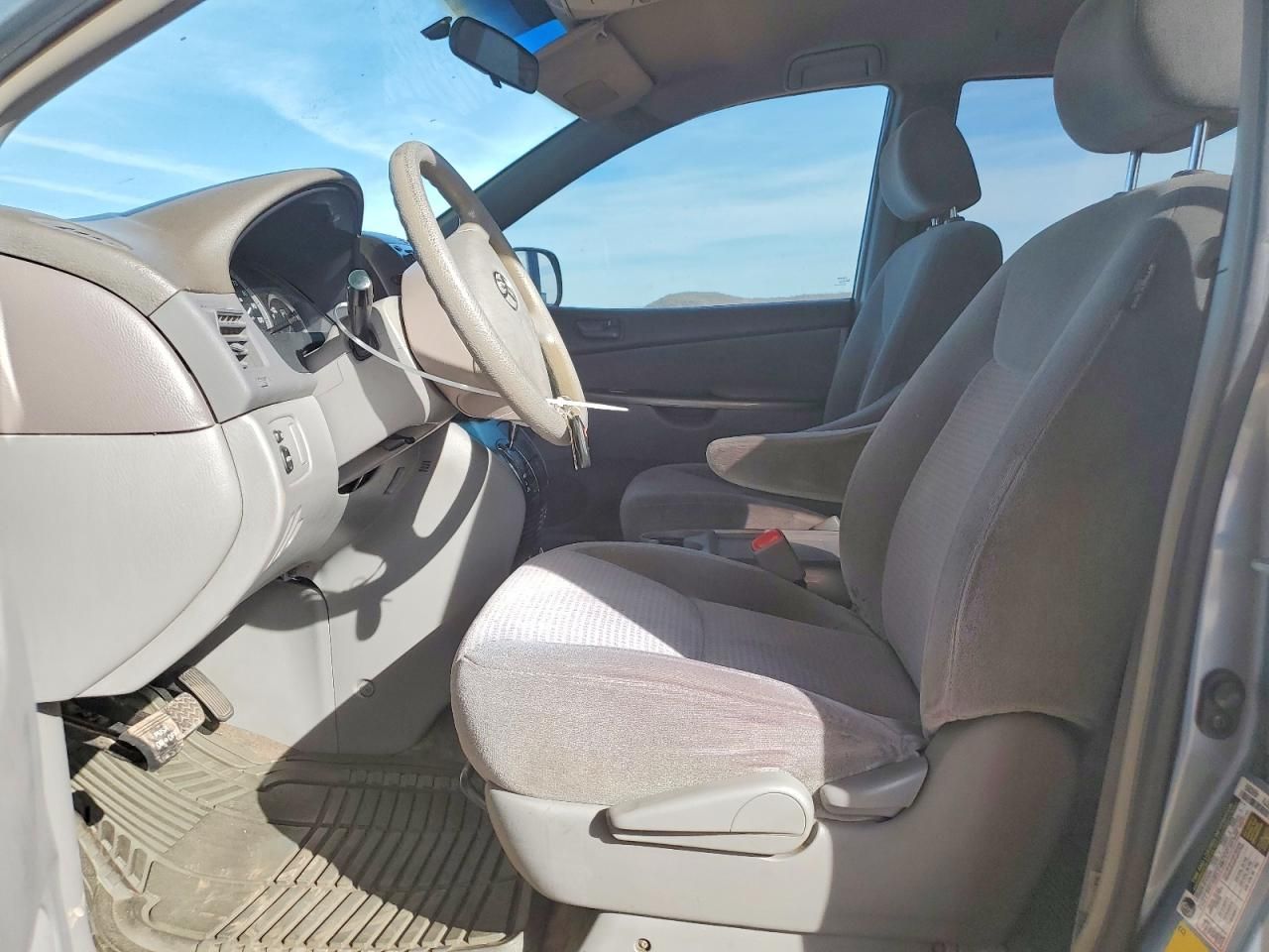 2008 Toyota Sienna ce