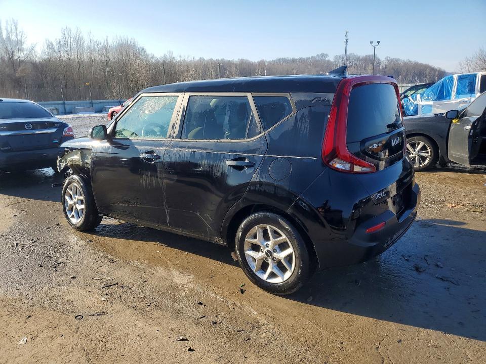 2022 KIA Soul s