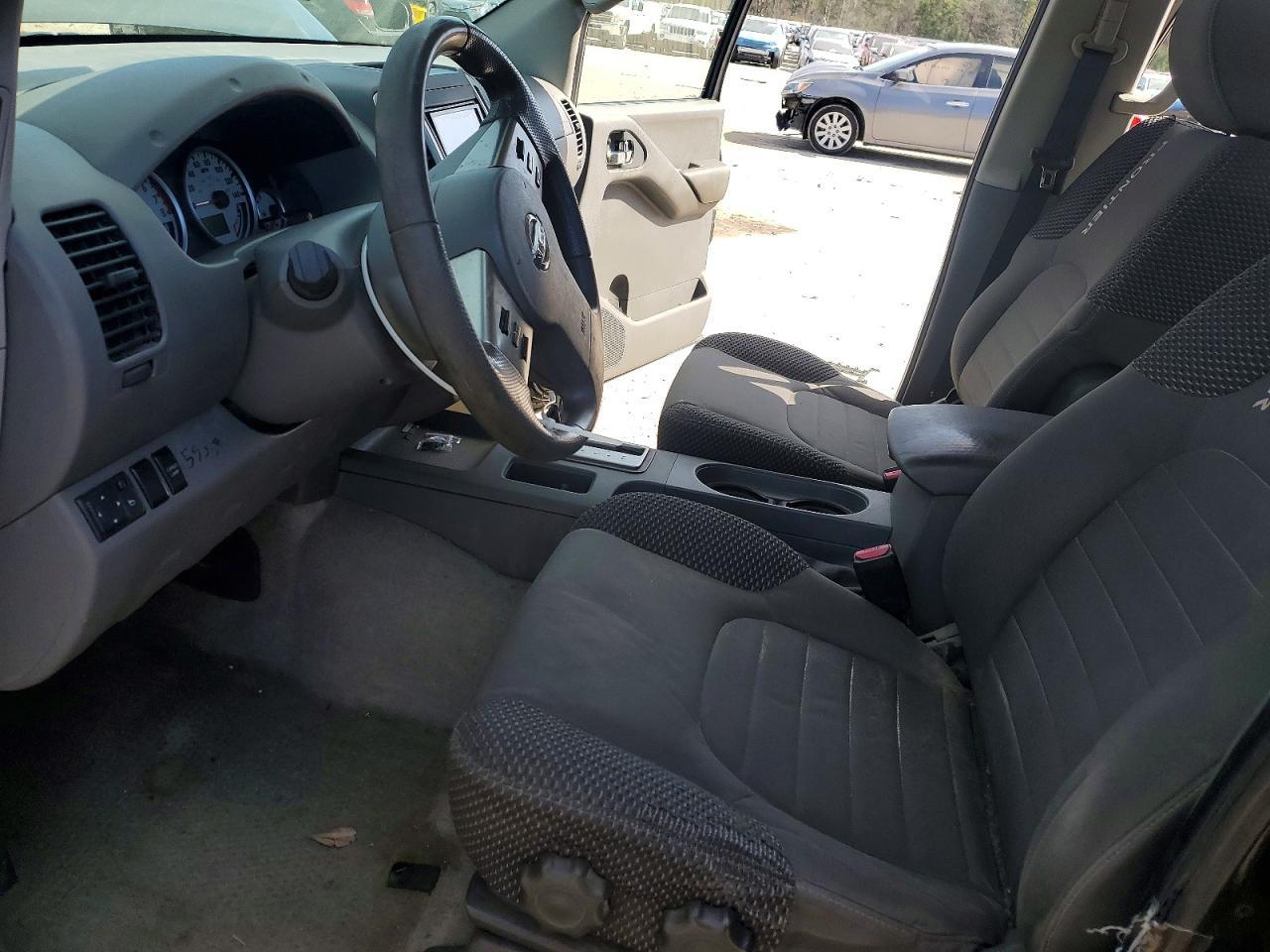2012 Nissan Frontier S
