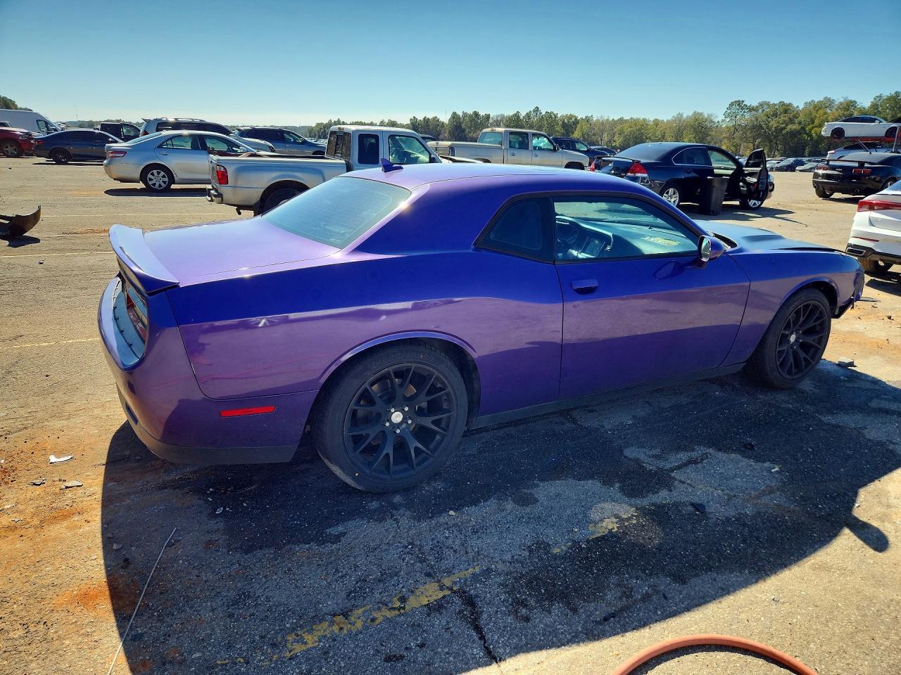 2016 Dodge Challenger sxt
