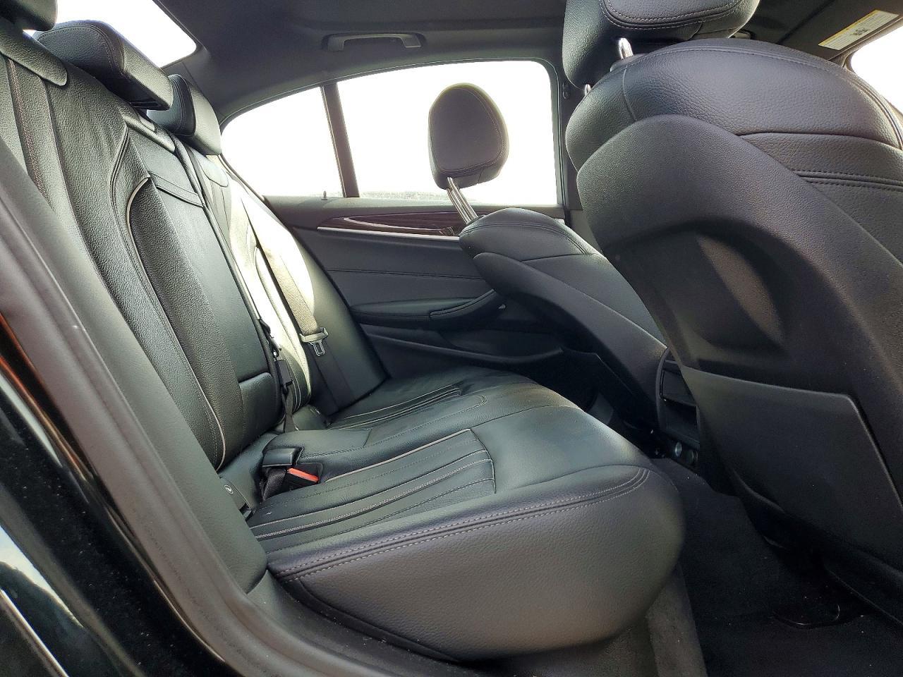 2019 BMW 530e
