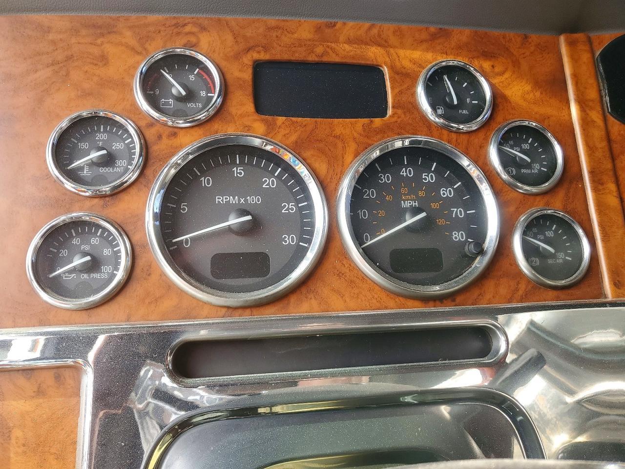 2006 Peterbilt 2006 Pntw 379-Semi Truck