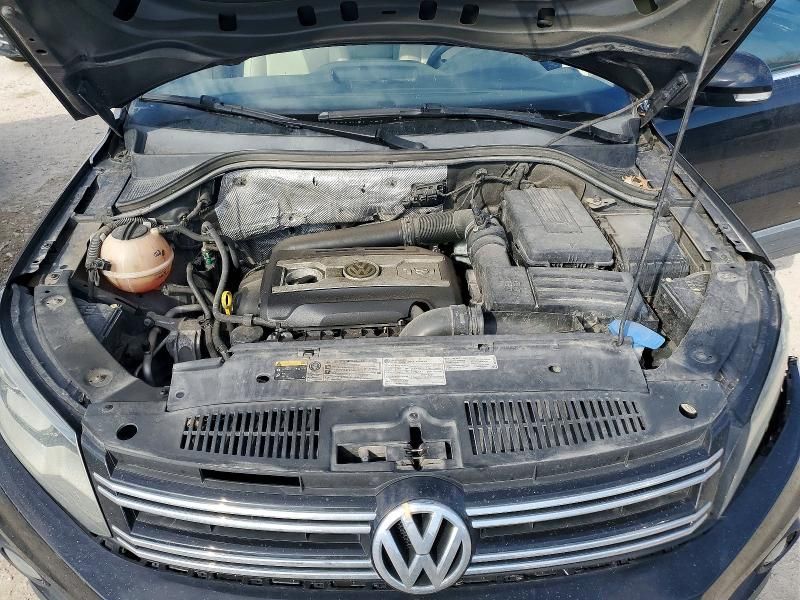 2016 Volkswagen Tiguan s