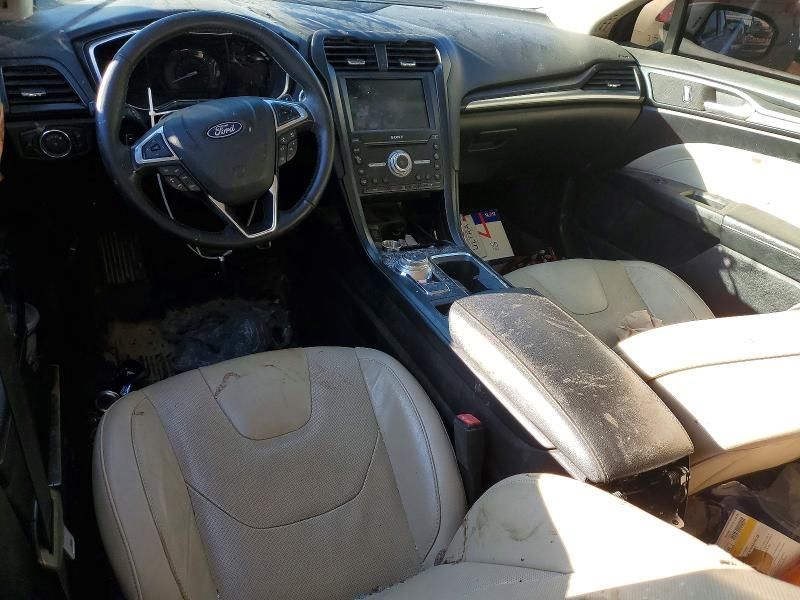 2018 Ford Fusion Titanium/platinum