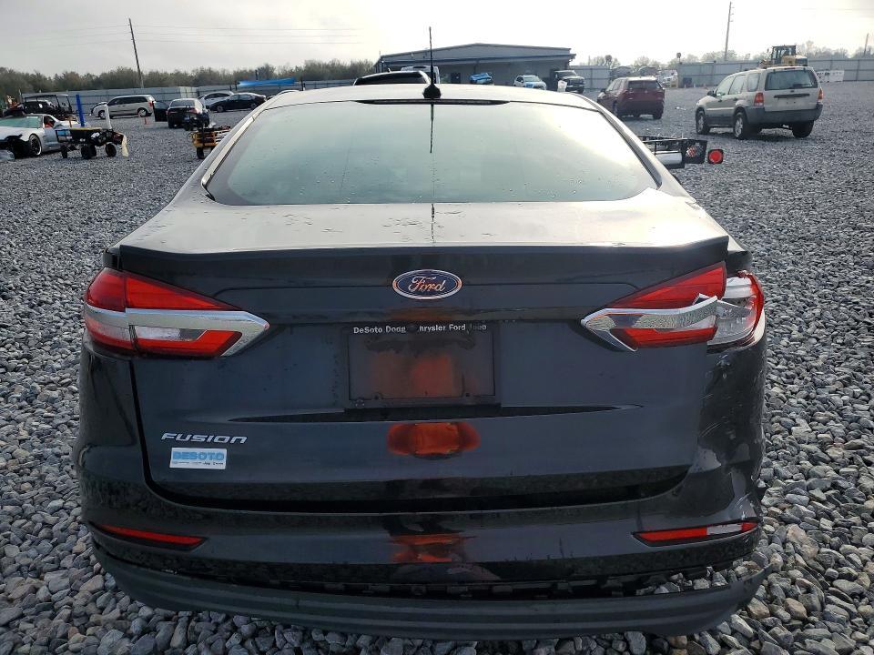 2019 Ford Fusion s