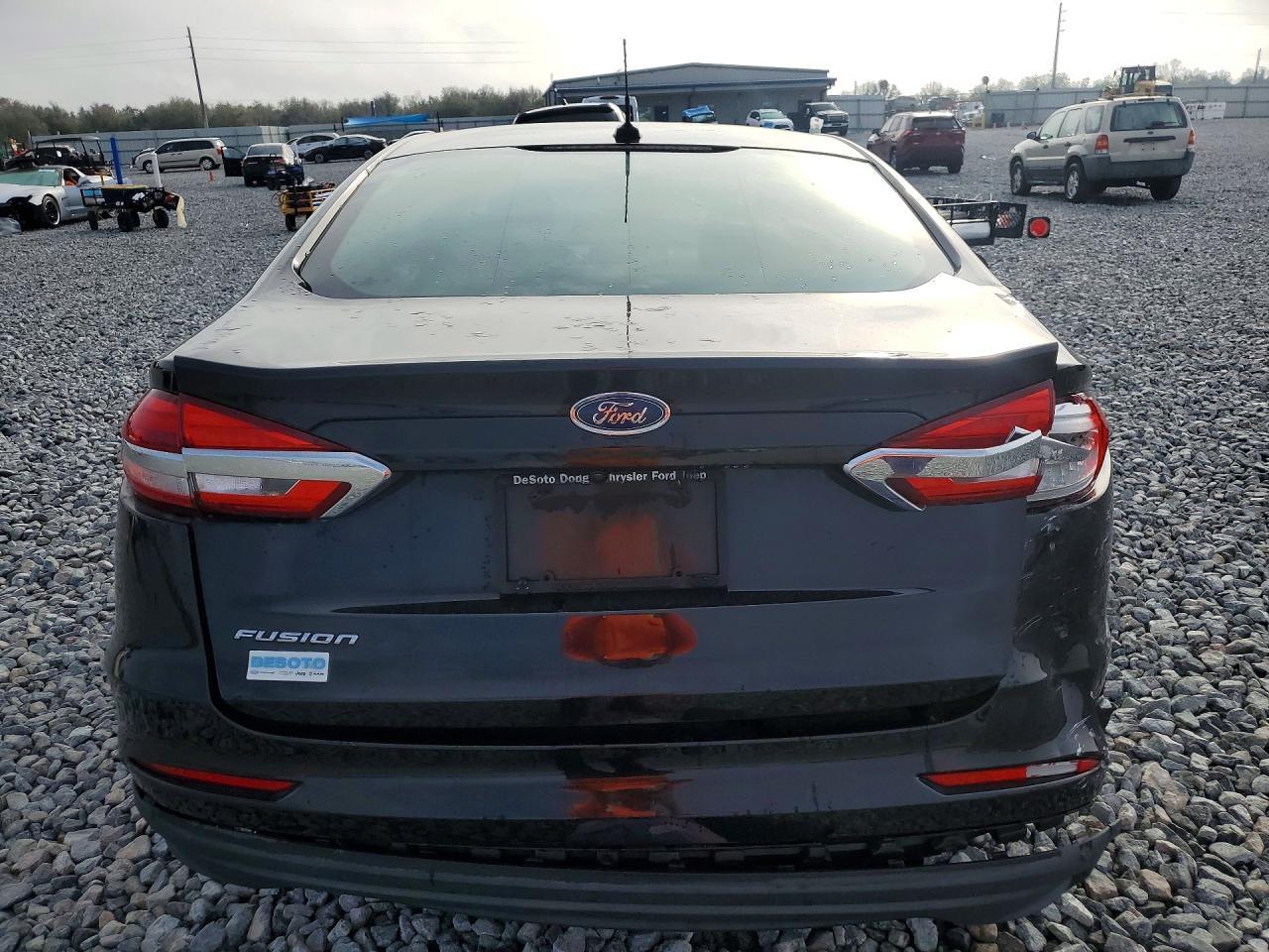 2019 Ford Fusion s