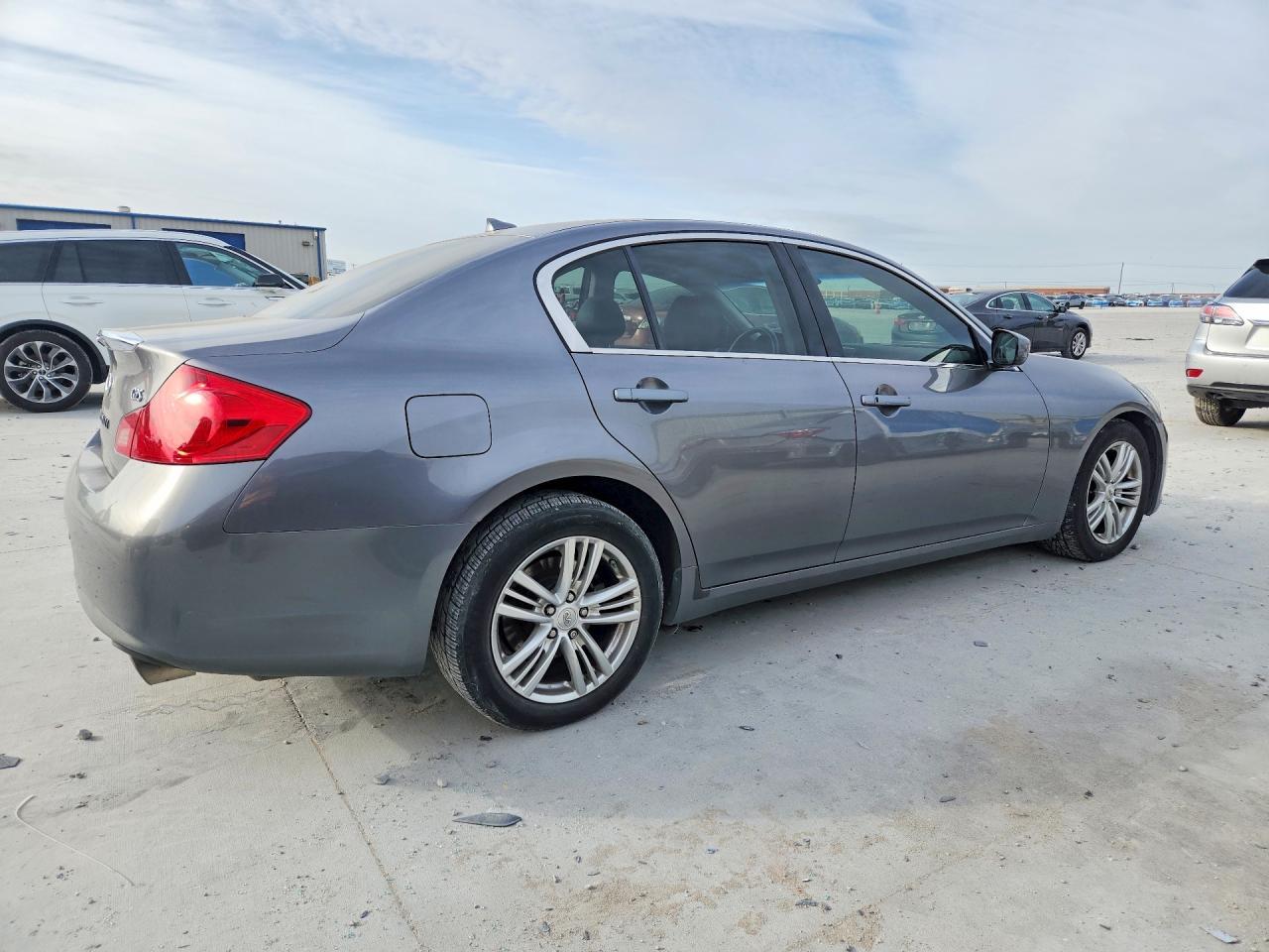 2012 Infiniti G25 Base